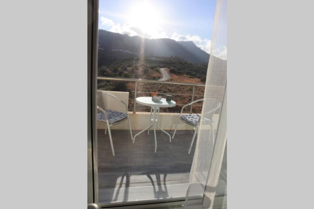 360° View Suites Tan Neapoli Voion Luaran gambar