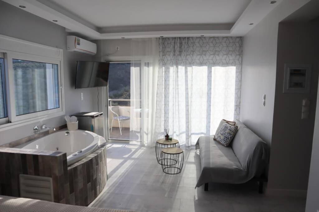 360° View Suites Tan Neapoli Voion Luaran gambar