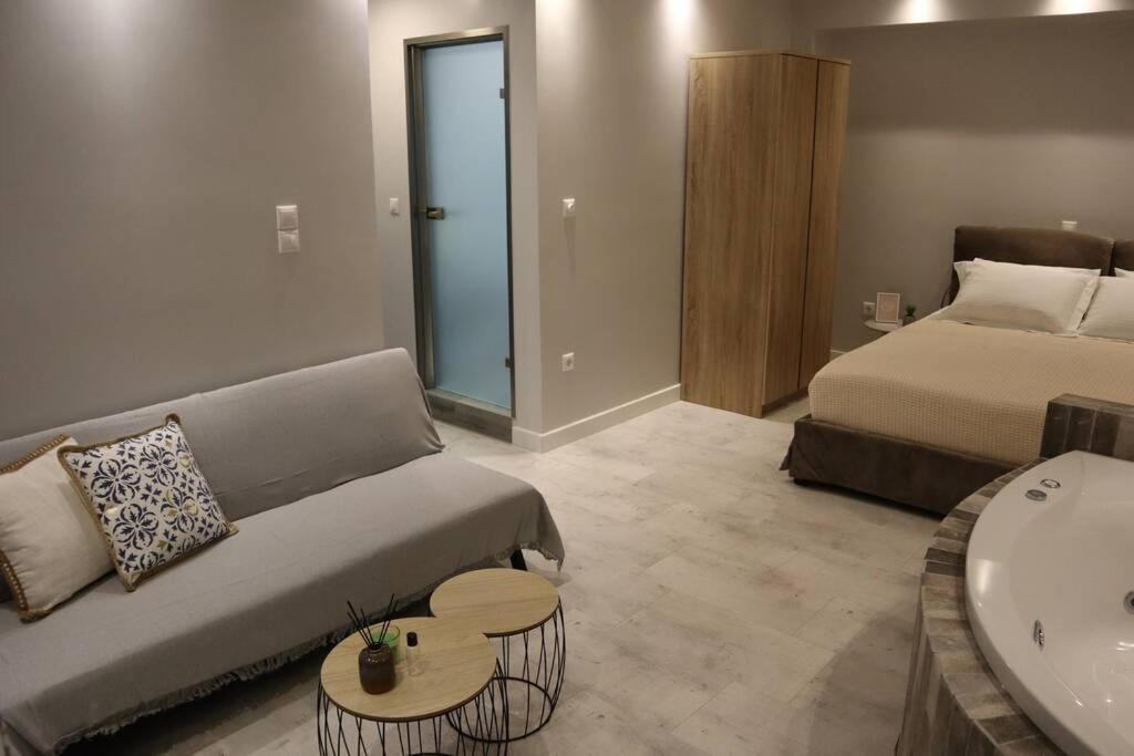 360° View Suites Tan Neapoli Voion Luaran gambar